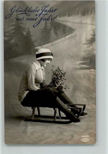 Neujahr - Junge Frau auf einem Schlitten 1919 Foto AK