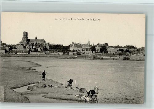 Nevers Le bords de la Loire - Wäsche waschen ca 1920 AK