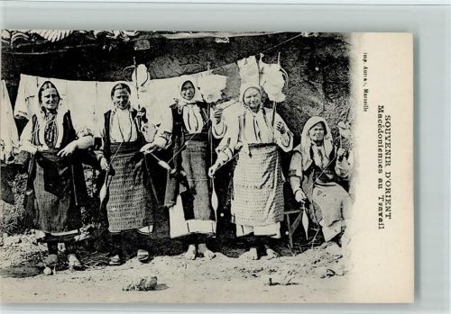 Frauen aus Mazedonien mit Spindeln 1914 gute Erhaltung