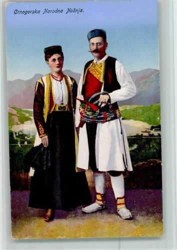 Mann und Frau in Tracht