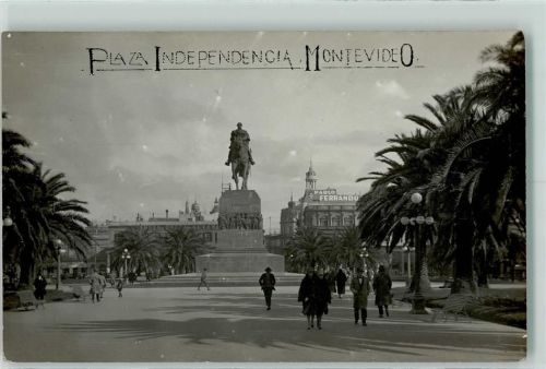 Montevideo Plaza Independencia