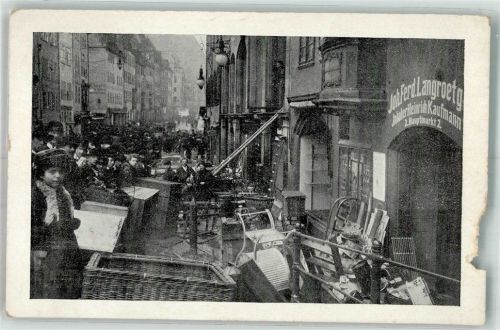 Nürnberg 1909 Hochwasser-Katastrophe 1909 Überschwemmte Strasse a. d. Fleischbrücke/Hauptmarkt Foto AK Randschaden