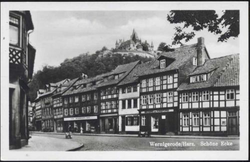 um 1953 Wernigerode, Harz, Sachsen-Anhalt, Schöne Ecke, Fachwerk,Riehn AKU1