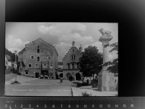 Breitenbrunn Marktplatz m. Kriegerdenkmal