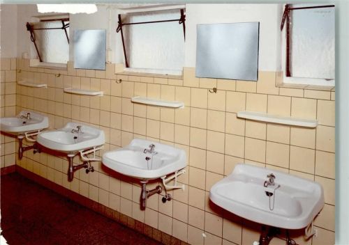 Falshöft, Gem Nieby Campingplatz Schröder Innenaufnahme Sanitärraum