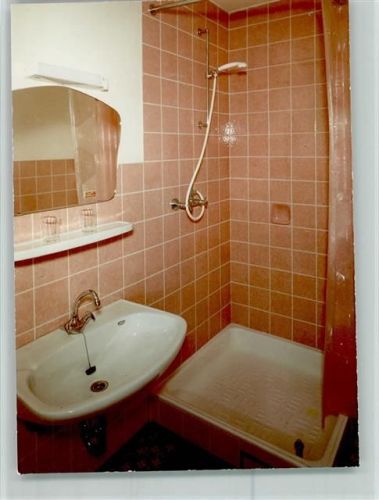 56593 W5453 Krunkel FOTO KEINE AK Dusche