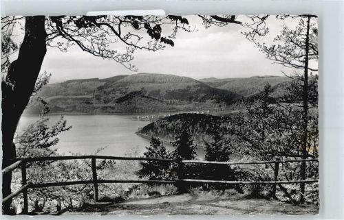 Herzhausen See Berg Baum Zaun