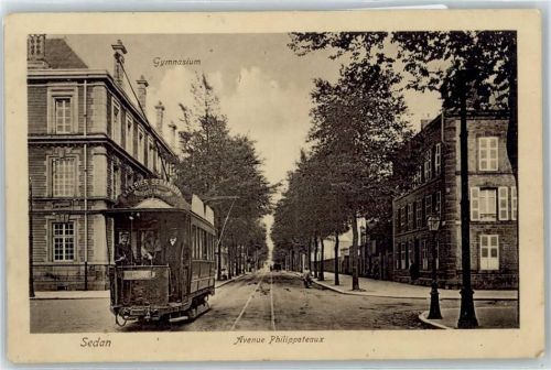 Sedan Avenue Philippoteaux, Straßenbahn, Schule Gymnasium