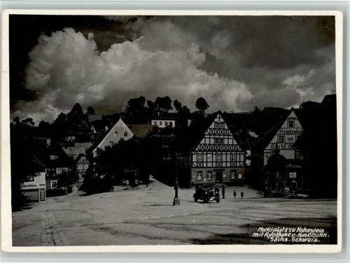 Hohnstein Marktplatz mit Apotheke und Haselhuhn Fachwerkhäuser