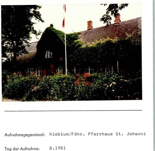 Nieblum Pfarrhaus St. Johanni Foto montiert auf Karton