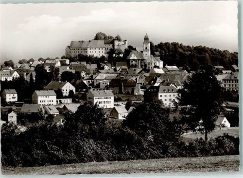 Parsberg Rückseite mit Abschürfungen und Kleberesten