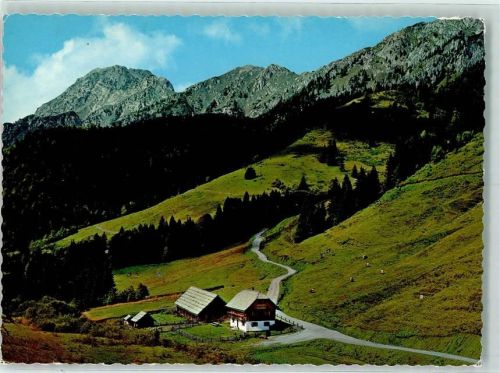 Weißbriach Almwirtschaft Möselalm mit Reißkofel
