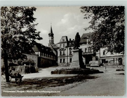 Hartenstein Markt mit Paul-Fleming-Denkmal