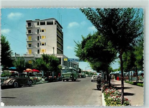 Pesaro 1962 VW Käfer Omnibus Straße am Meer