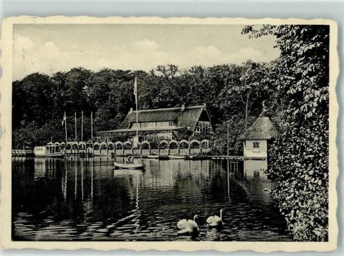 Neukloster Gasthaus Klosterkrug Teich Ruderboot Schwäne