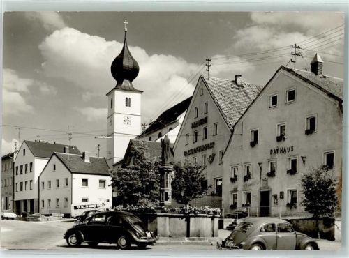Ruhmannsfelden Gasthaus zur Post Brunnen Kirche VW-Käfer