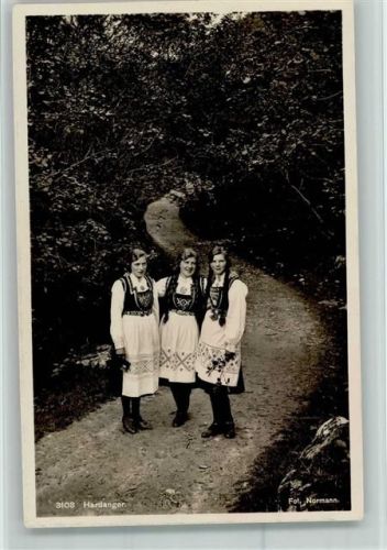 Hardanger - Drei Frauen AK