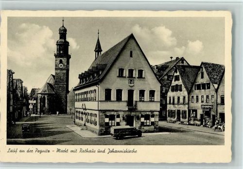 Lauf Markt mit Rathaus und Johanniskirche