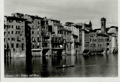 Italien Firenze - Veduta dell Arno - Zweier beim Training