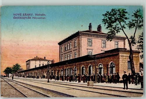 Nové Zámky Neuhäusl - Bahnhof