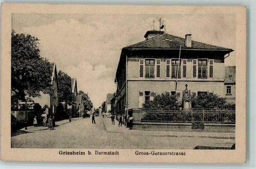 Griesheim 1919 Gross-Gerauerstrasse , Kriegerdenkmal AK