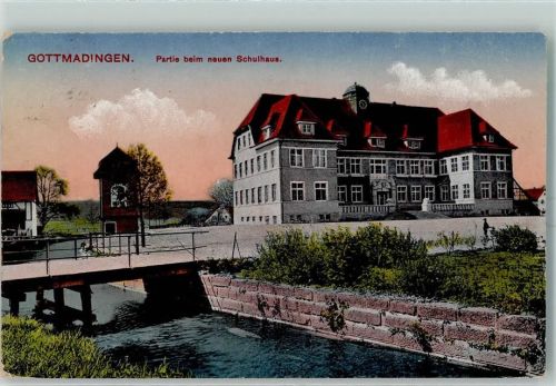 Gottmadingen Partie beim neuen Schulhaus Bahnpost Radolfzell - Lindau Zug 678