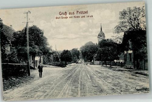 Prötzel Dorf-Straße m. Kirche u. Schule