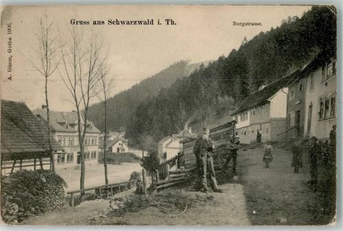 Luisenthal Bergstraße Älterer Herr Tabakspfeife