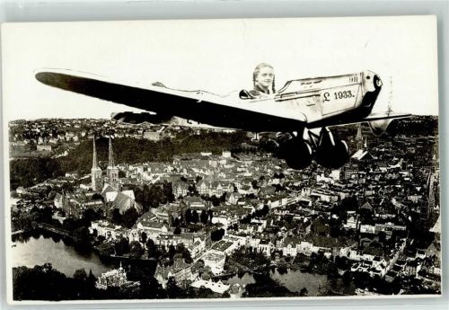 SoldatenliederPropellerflugzeug L 1933 Mädchen Fotomontage