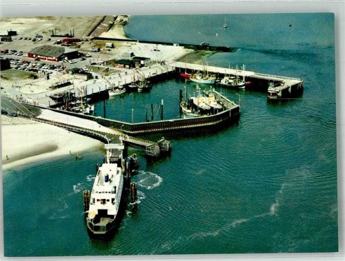 List Fliegeraufnahme vom Hafen mit Fähre