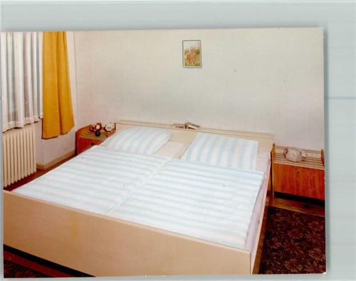 Lonnerbecke Forellenhof Innenaufnahme Doppelzimmer Drehscheibentelefon