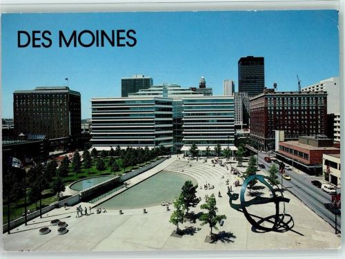 Des Moines - Nollen Plaza