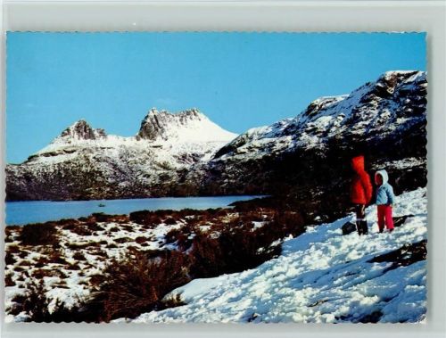 Kinder im Schnee am Cradle Mountain St.Clair National Park in Tasmanien
