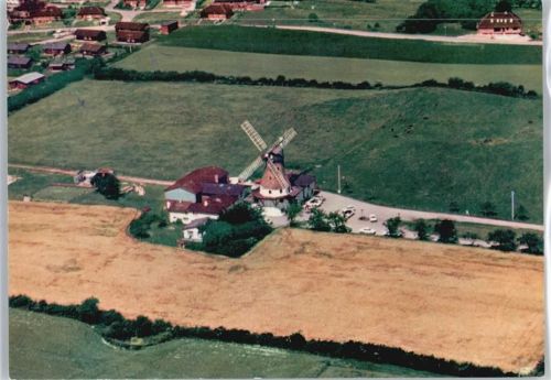 Westerholz Fliegeraufnahme Feld Haus Mühle Auto Baum