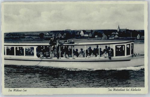 Körbecke Im Motorboot