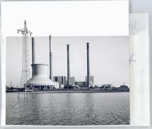Landesbergen Foto mit Negativ, Kraftwerk