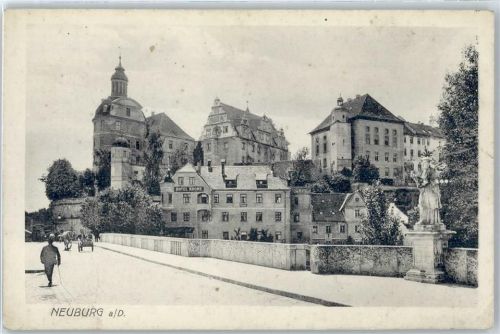 Neuburg Hotel Krone, Schloß