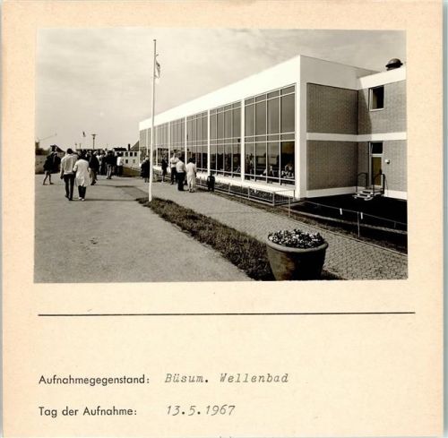 Büsum Wellenbad Foto montiert auf Karton