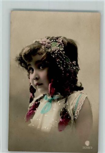 1910 Serie 3058-3 , Mädchen mit Haarschmuck - handcoloriert, gute Erhaltung AK