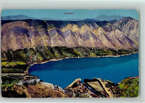 Kotor Gesamtansicht Bucht Bergpanorama
