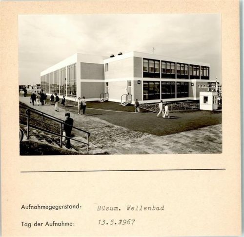Büsum Wellenbad Foto montiert auf Karton