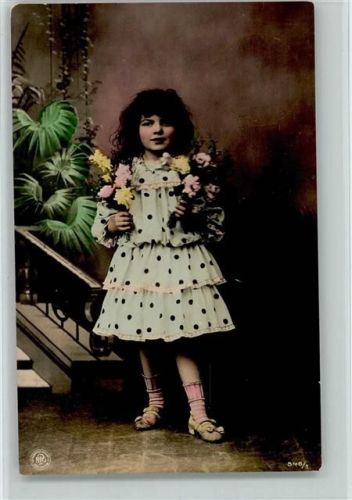 Serie 546-1 Mädchen mit Blumen AK