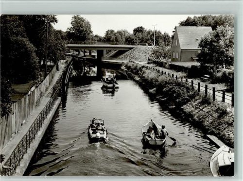 Storkow An der Schleuse Boote