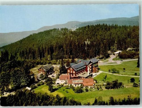 Plättig Rückseite mit Abschürfungen bzw Kleberesten Fliegeraufnahme Plättig Hotel