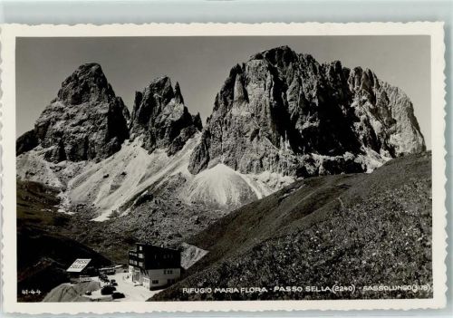 Sellajoch rifugio Maria Flora Sassolungo