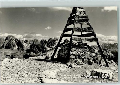 Dolomiten Al Monte Pez verso Il Gruppo Catinaccio