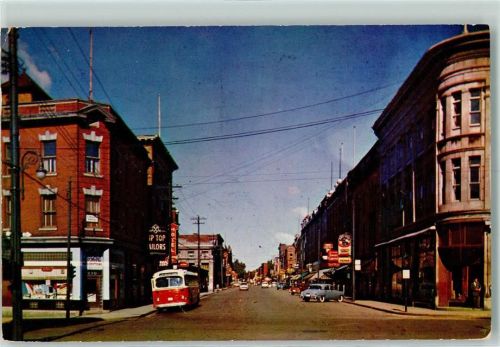 Quebec Centre Commercial Rue des Forges