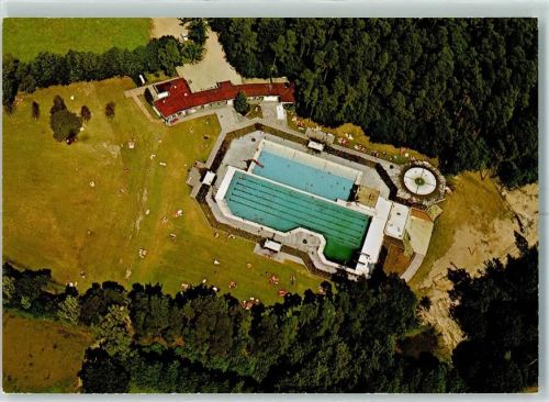 Uelsen Schwimmbad Fliegeraufnahme