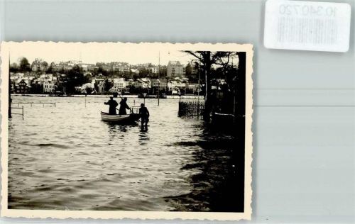 Flensburg Hochwasser Männer im Ruderboot Foto keine AK