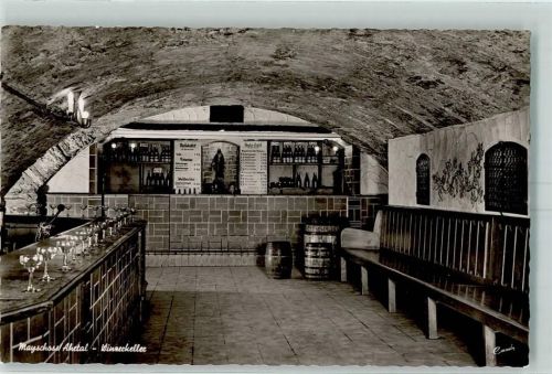Mayschoß Gasthaus Winzerkeller Tresen Fäßer Preistafel